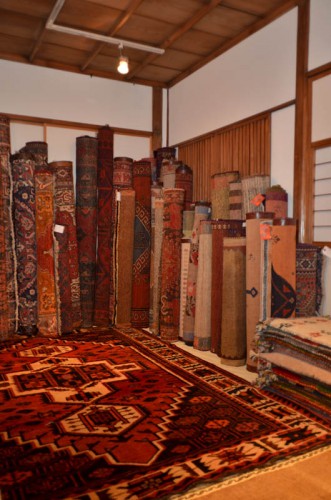 絨毯展 2011　モハンさんのアンティークカーペットコレクション